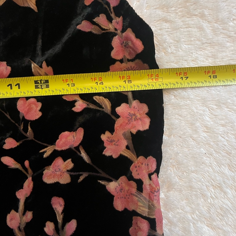 Polly, Black and pink  crushed Velvet Floral Black Dress, Size 12 AU/ 8 US - Picture 11 of 12